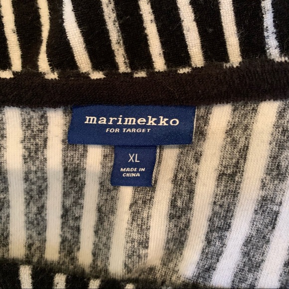 Marimekko x Target Black/White Terry Swim Cover XL - Picture 6 of 7
